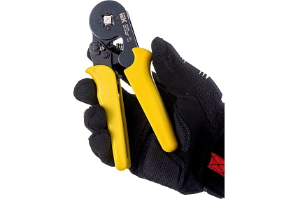 Клещи для обжима IEK КО-04Е 0.5-6.0кв.мм квадрат TKL10-D4