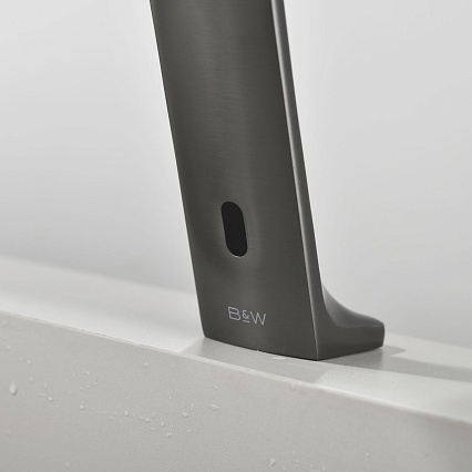 Смеситель для раковины Black&White Gravity GS-7102-GM сенсорный, оружейная сталь