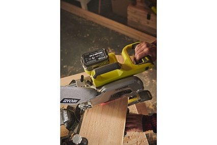 Аккумуляторная торцовочно-усовочная пила Ryobi ONE+ R18MS216-0 5133003597