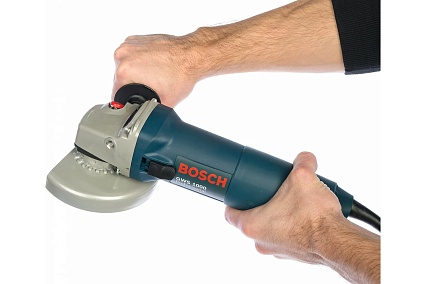 Угловая шлифмашина Bosch GWS 1000 0.601.821.8R0