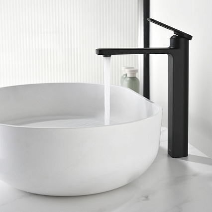 Смеситель для раковины Black&White Gravity GF-7203-MB черный матовый