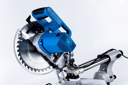 Торцовочная пила WorkMaster ПТ-2200/255В