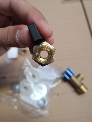 Подвесной унитаз GSI Pura Hygea 7418K11 с модулем электронного биде