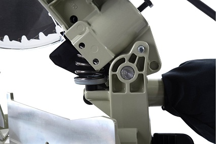 Торцовочная пила Makita LS1040FN 196176