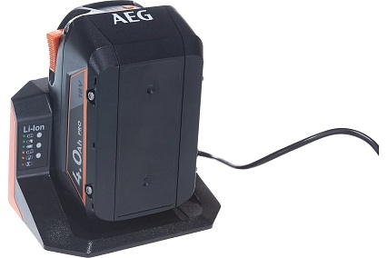 Набор зарядное устройство + аккумулятор SETL1840S 18В, 4Ач, Li-Ion AEG 4935478933