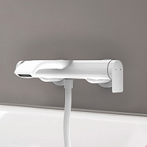 Смеситель для ванны Hansgrohe Finoris 75420700 матовый белый