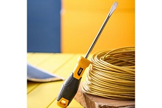 Шлицевая отвертка Deli SL6х150мм DL6361501 Cr-V, магнит, TPR+PP ручка 98355