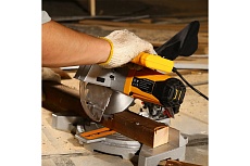 Торцовочная пила Deko DKMS1600-210 Laser 063-4217