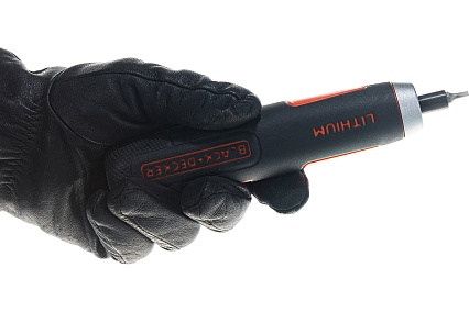 Аккумуляторная отвертка Black&Decker ION + 4 насадки BD40K4-RU