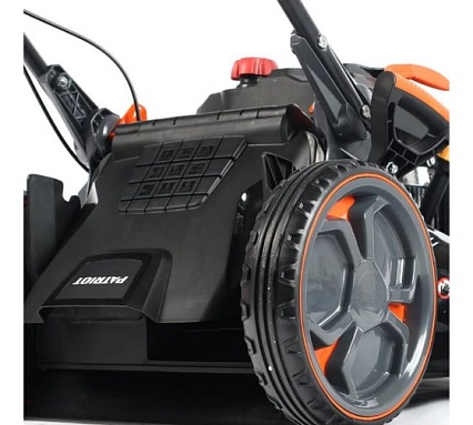 Бензиновая газонокосилка Patriot PT 53 LSI Premium 512109050