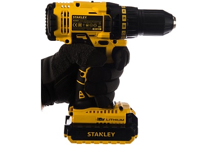 Дрель-шуруповерт Stanley SCD201D2K-RU