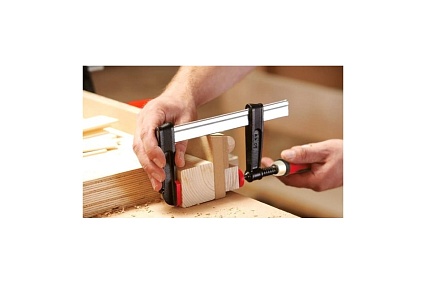 Струбцина BESSEY чугунная 200/50, 5.5 кН, деревянная ручка BE-TPN20B5BE