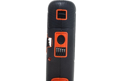 Аккумуляторная отвертка Black&Decker ION + 4 насадки BD40K4-RU