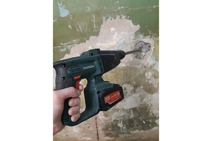 Аккумуляторный перфоратор Metabo KHA 18 LTX 600210890