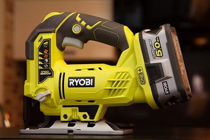 Аккумуляторный лобзик Ryobi ONE+ R18JS-0 5133002158