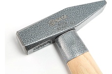 Слесарный молоток Sata 400 г, 320 мм, деревянная рукоятка 92403