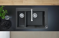 Кухонная мойка Hansgrohe C51-F635-09 77 см со встроен. смесителем, черный/хром