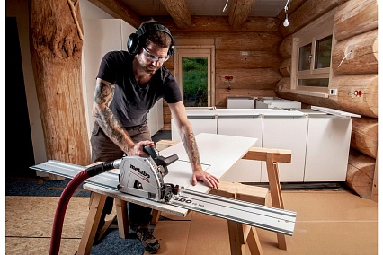 Аккумуляторная погружная пила Metabo KT 18 LTX 66 BL 601866660