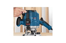 Фрезер Bosch GOF 1250 LCE 0.601.626.101