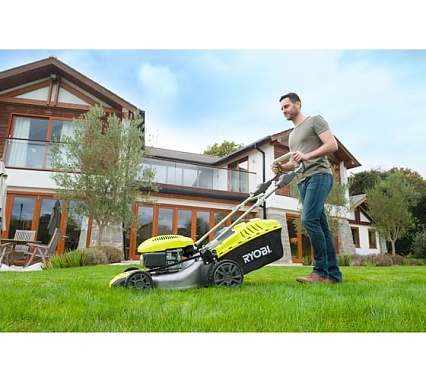 Самоходная бензиновая газонокосилка Ryobi RLM46173 5133002552
