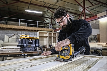 Вибрационная плоскошлифовальная машина DeWalt 18 В XR DCW200N-XJ