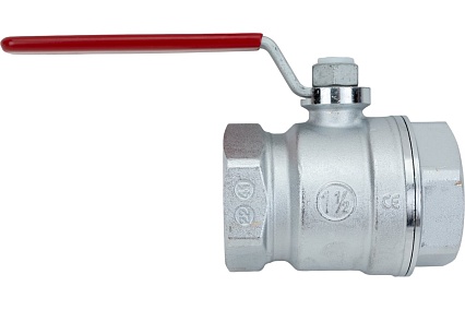 Шаровой кран Giacomini R250D 1 1/2", внутренняя/внутренняя, ручка-рычаг красный, хромированный R250X007