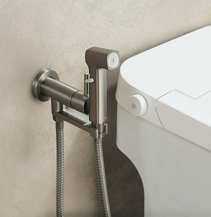 Смеситель Aquatek Ника AQ1819BGM с гигиеническим душем, оружейная сталь Смеситель Aquatek Ника AQ1819BGM с гигиеническим душем, оружейная сталь