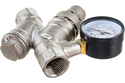 Комплект Valtec _3 VI7 Водосчетчик унив., квартирный, до +90 С, 1,5м3, 1/2", 110 мм VLF-15U + Редуктор давления с фильтром и манометром, от 2 до 5 бар 1/2 VT.082.N.04 VT.VI7.K3.VLF.082