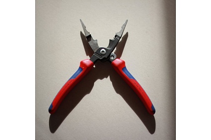 Инструмент для снятия изоляции Knipex KN-1382200