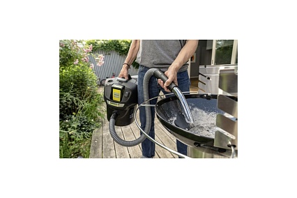 Пылесос Karcher AD 2 Battery для золы 1.348-300.0