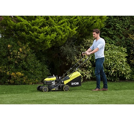 Бензиновая самоходная газонокосилка Ryobi RLM46160S 5133004344