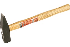 Кованый молоток с деревянной ручкой 400 г Кедр 024-0400 23990
