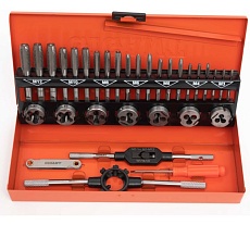 Набор метчиков и плашек Gigant 32 предмета STD32