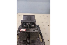 Угловые тиски PROMA SU-75 25300108