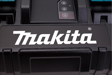 Аккумулятор 191L75-3 (2 шт; 18В; 5.0 Ач; Li-Ion) с зарядным устройством Makita 199380