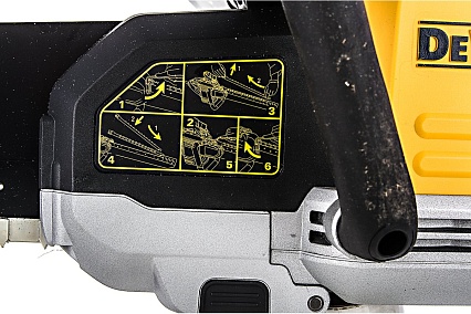 Аллигаторная пила DeWalt DWE 399