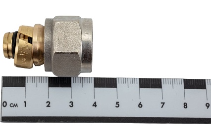 Обжимной коллекторный соединитель Valtec для м./п. трубы 16 /2,0 VTc.710.N.1604