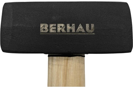 Кувалда Berhau 1250г деревянная ручка Standart 102124