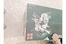 Торцовочная пила Metabo KGS 254 M 1800 Вт + пильный диск 613254000