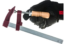 Струбцина с деревянной рукоятью Piher MM 20х7см, 4000N М00005906