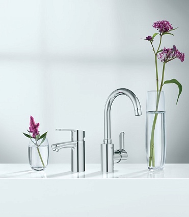 Смеситель для раковины Grohe Eurostyle Cosmopolitan 23037002