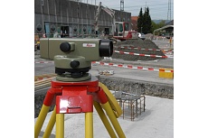 Оптический нивелир Leica NAK 2 352038 с поверкой