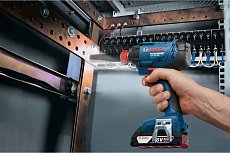 Аккумуляторный гайковерт Bosch GDX 180-LI, cоло, картон 06019G5226