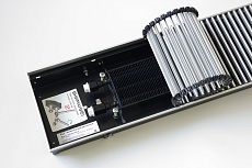 Внутрипольный водяной конвектор KVZ с решеткой KVZ-230-80-1600-UA/RRA-230-1600-A