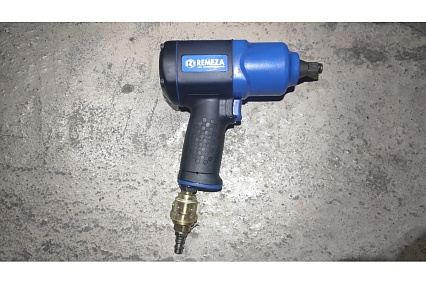 Ударный гайковёрт Remeza R-1200 1/2" УТ-00000401