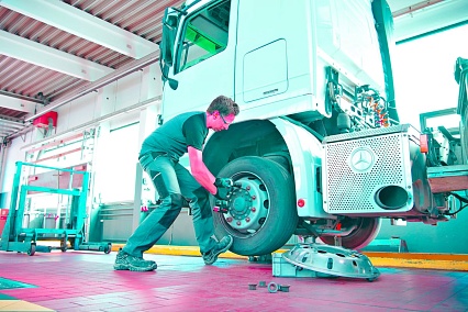 Аккумуляторный гайковерт Bosch GDS 18V-1050 H Соло 06019J8500