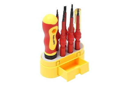 Диэлектрическая отвертка со сменными насадками BaumAuto PH0, PH2, SL3.0, SL6.0, Y1, T10, U2, трехгранная 4.0, в комплекте с пробником, 10 предметов в пластиковом футляре BM-3031210(15695)
