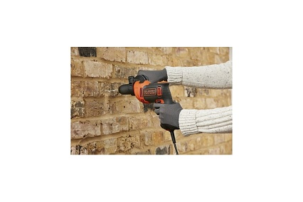 Ударная дрель Black&Decker BEH550