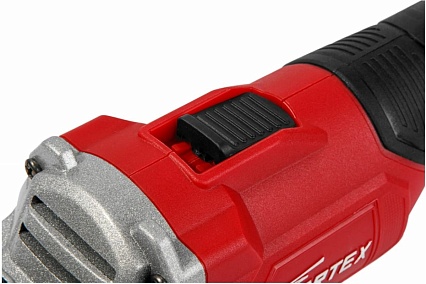 Аккумуляторная угловая шлифмашина Wortex CAG 1812-1 E ALL1 0329192