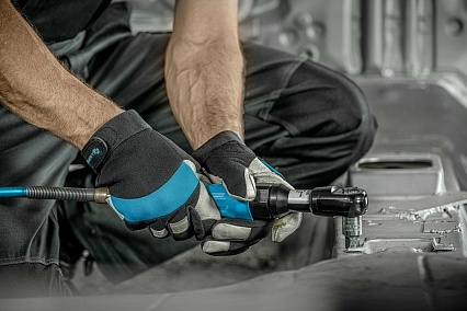 Пневматическая трещотка Hoegert Technik 1/2", 61 Нм HT4R630